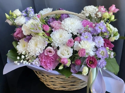 Композиция в корзине «Весенние ноты»